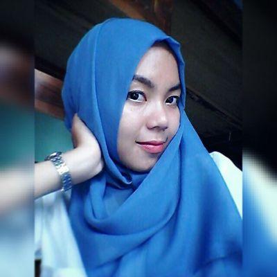 Mencintai kedua orang tuaku karena Allah