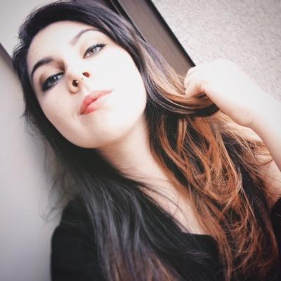 Do avesso é o lado certo.