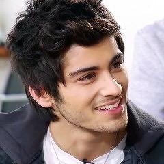 i gave you a free follow, so can you please rt this link and tag zayn? means a lot me, thank you!!