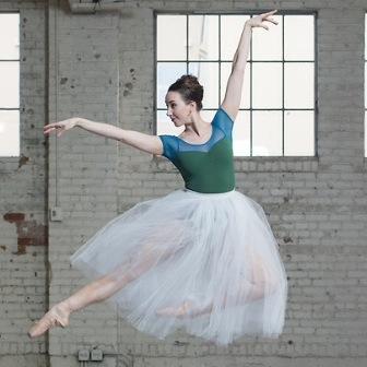 Dancer, Book Fiend, Foodie, Pilates Instructor & Crochet Queen