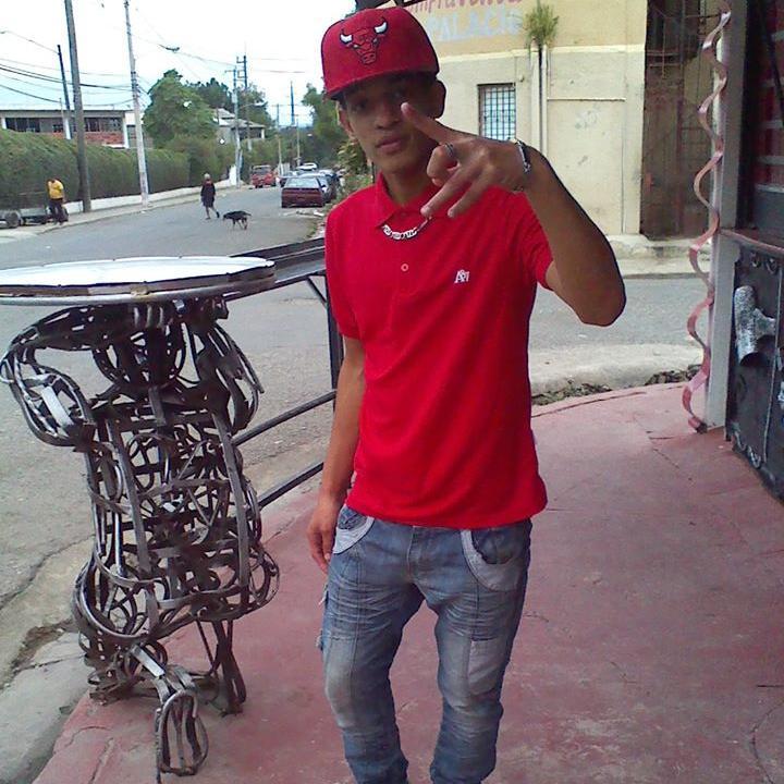 Mas CueRo Qk Wiliian LevisS La Mujere Me Dise Papiz POrk Mele Muevo G'vii https://t.co/6gq8RM6SOx