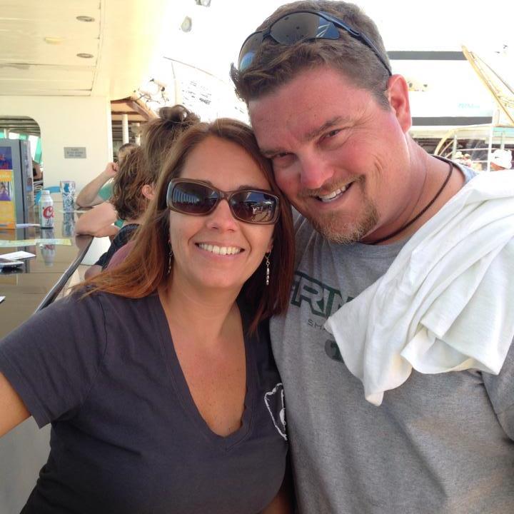 Mother of two awesome guys, die hard Card fan (L1C4), love family, all furry creatures, the beach, football/basketball, and a good book.