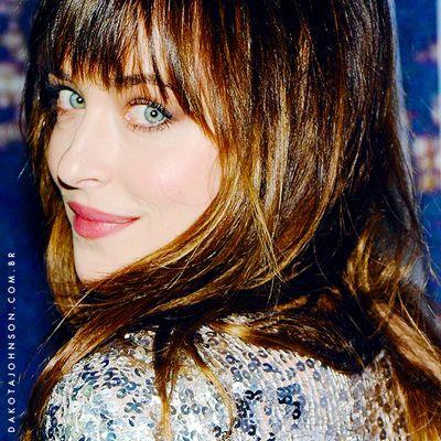 HEY!! TE DEI FOLLOW GRATIS, PFVR ESTOU EM META E VOCE ME AJUDARIA MUITO ME SEGUINDO @fiftyed MUITO OBRIGADA!!! ((nao siga esse perfil))