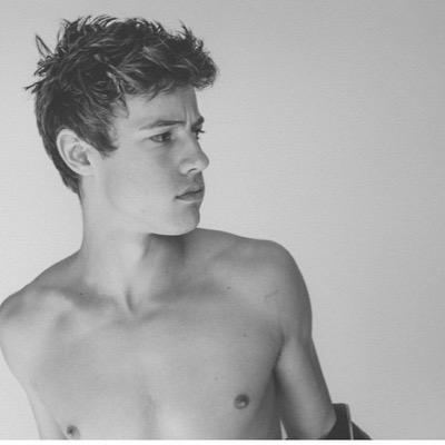 Follow @itscamdxllxs or I'll unfollow bc I just gave you this follow , thanks