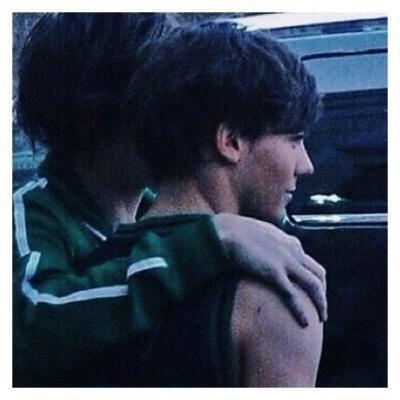 In that moment, the world stopped.   RP/FL • Descriptive • Single • Bisexual