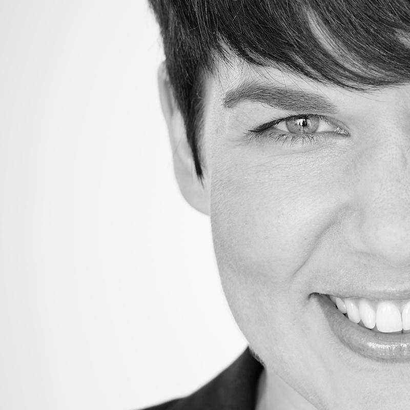 Jule_M_H's profile picture. triathlon enthusiast * tritime women team member * coffee lover * Polaroid fan * cat mum & Mary Poppins from time to time...looking for new challenges