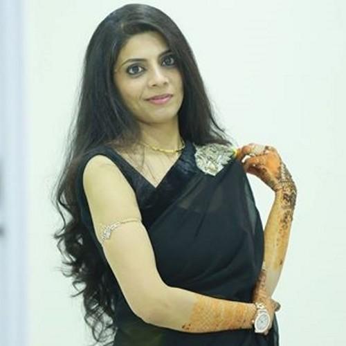 CheenuArora's profile picture. Fashion designer & stylist