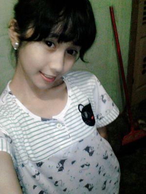 Viraa_agustin's profile picture. Hate me ? Don't click the follow button,or just block me anyway i don't care! • [@aankwiratmadja]