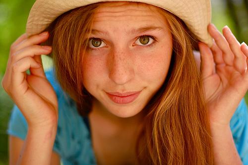 profolivia765's profile picture. Tus ojos son de rubi, tus labios de esmeralda, pero lo mejor de todo lo tienws donde termina na espalda.