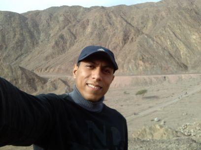 electronics engineer and stock market trader. مصرى حتى النخاع