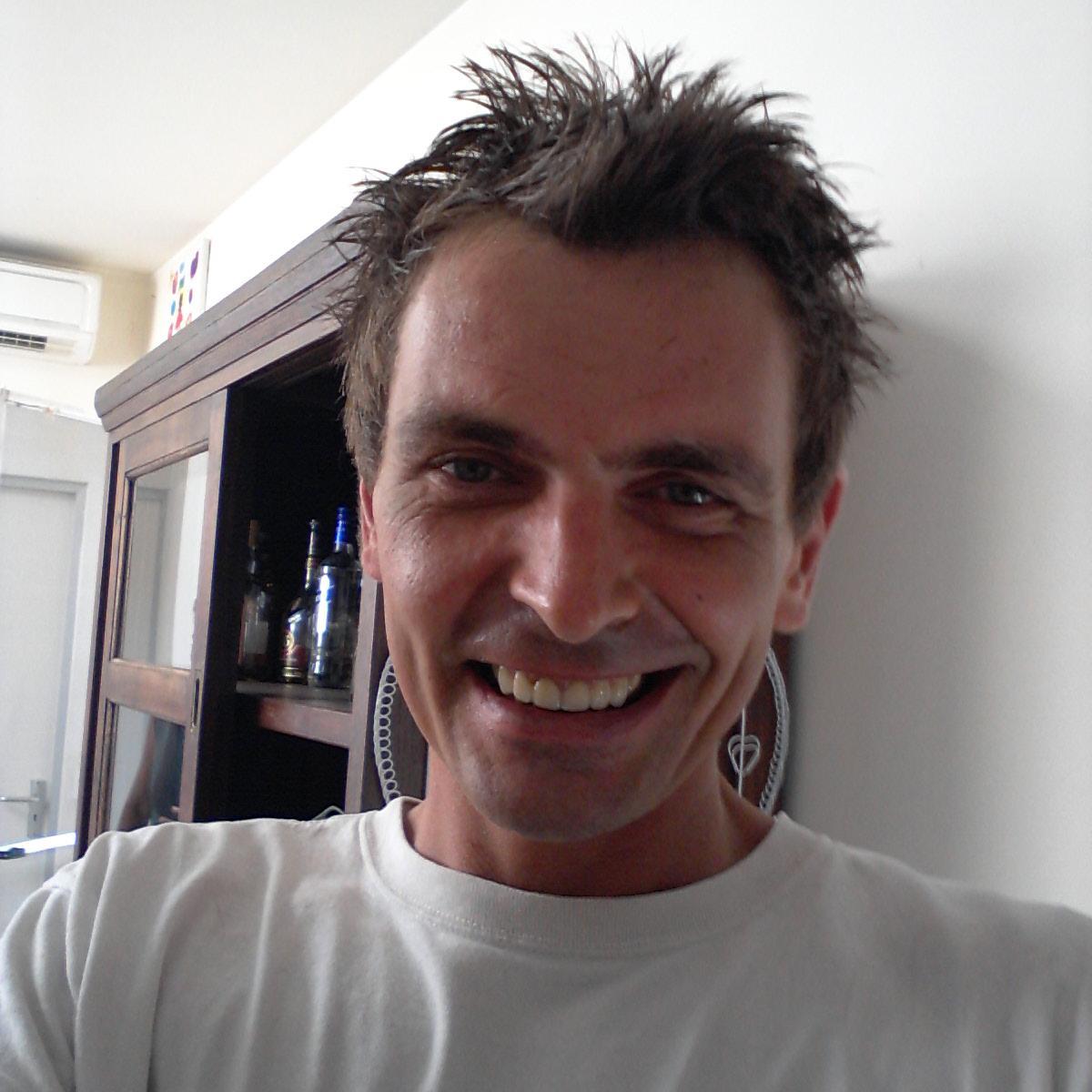 Grispen1's profile picture. Service koeltechniek en airconditioning Roermond op locatie.
Voor verkoop en onderhoud, storingen aan uw technische installaties. 
Oproep:06-10544307