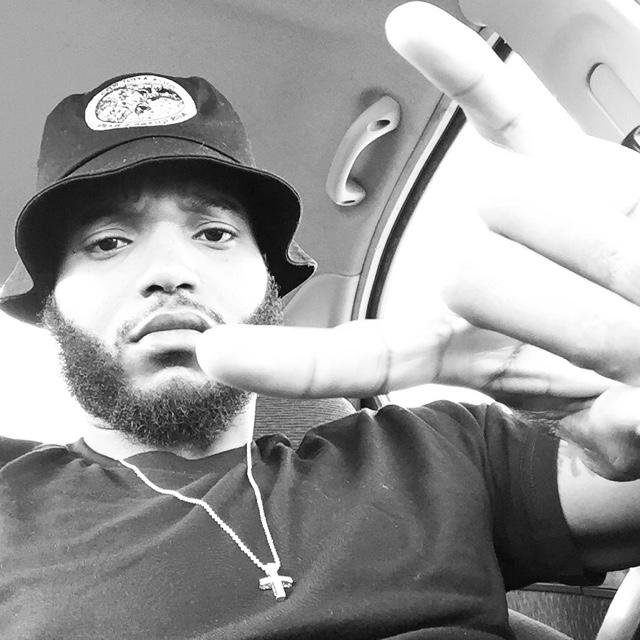 Taylor & Braylen's father
Booking/Features 

youngbmusik@gmail.com @ItsShayBay or @3rdWardCrash

Instagram princeofthatrill