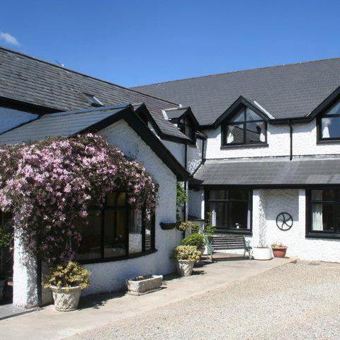 Nestled in the heart of South Down, our 18th Century Country House provides an excellent B&B base at the foot of the Mourne Mountains.