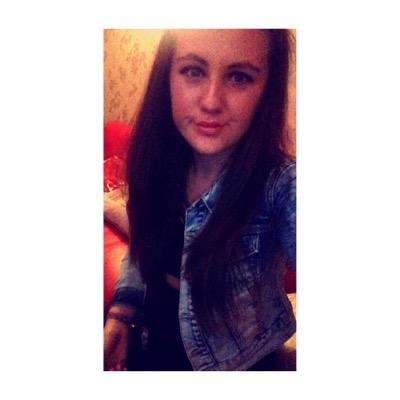 new account follow @brit_chick2