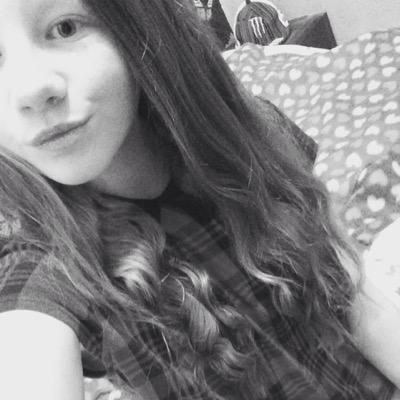 BarsAndMelody Bambino #BamToBelfast Also supporting D.S.2 @Jllagan 'Keep Smiling' ~ I wanna hug Leondre
