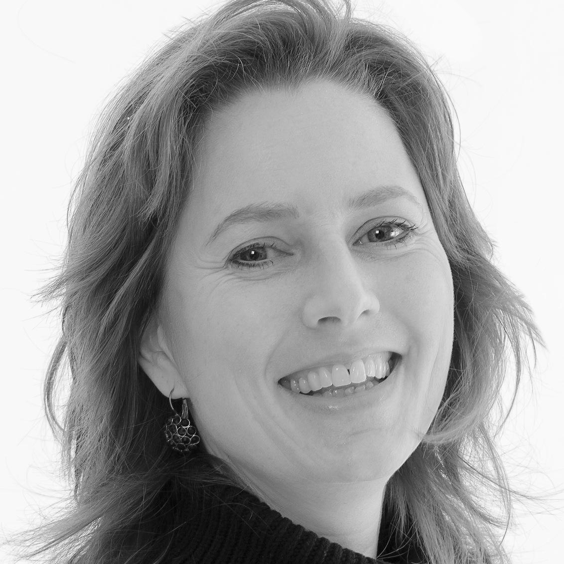 Ontwerper en eigenaar van CultureFabric; een label voor zijden jurkjes met een bijzonder verhaal