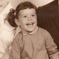 singmeasong555's profile picture. 