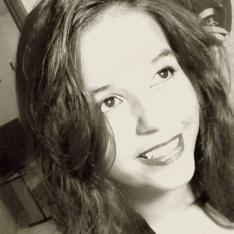 Cantora, poeta e estudante
