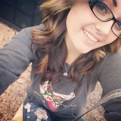 mya_leanne3614's profile picture. Mya Leanne Scheetz
♌leo! aug.17
ride dirt or go home! #brap
lifes to short to take for granted. cherish the little thing you have left meaningfully.