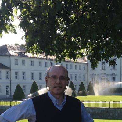 luismbotana's profile picture. 