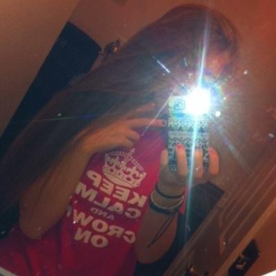 aaabbbbyyy's profile picture. instagram•a.bby.y
snapchat•abby-2019
kik•abbyyy_2019