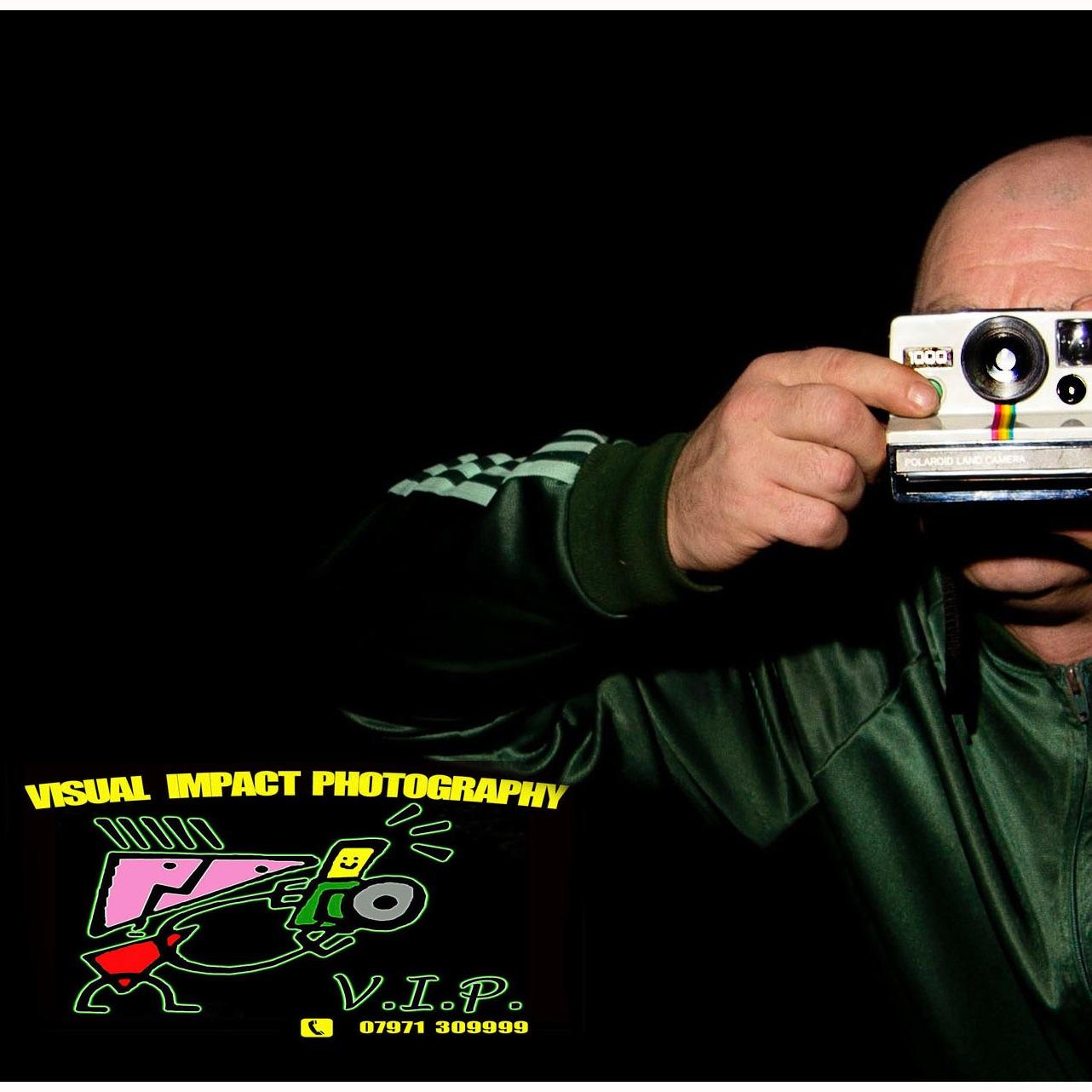 pitbottom's profile picture. freelance photographer specailising in fashion and advertiseing more than competative, extremly friendly and easy to work with.   Yorkshire ceremonial doves,