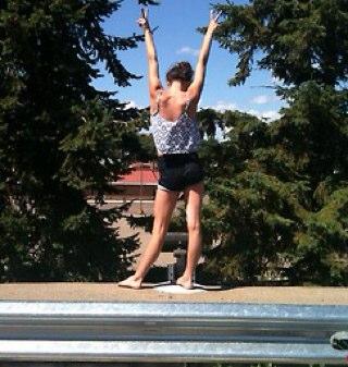 LydiaHilow's profile picture. 