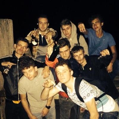 L_Jacobs14's profile picture. 