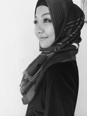 variasi jilbabnya banyak sis, murah lagi .. yukk di order sis :) pin : 5504036C