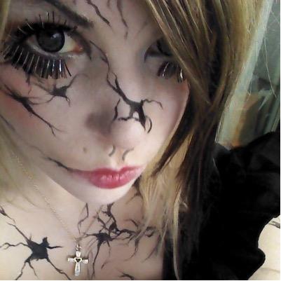 anime~cosplay~kpop~gamer