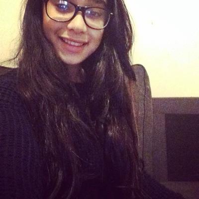 je suis fan de justin bieber!! i am fan for justin bieber!❤️
j'ai 13 ans!! i have 13years! je t'aime justin bieber!❤️✋