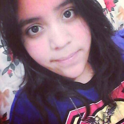 izzysfag's profile picture. i laugh so much people think I'm a lunatic