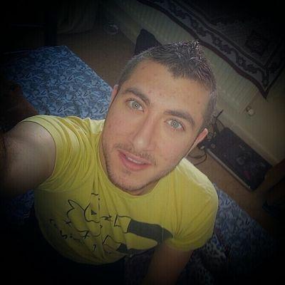 palestinian live in amman 
studying civil engineering @ASU
pin: 7D8EF7EC 
trust no body 
twitter/معنديش