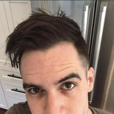 All forehead, all Urie, all the time. Will follow back if you're emo af