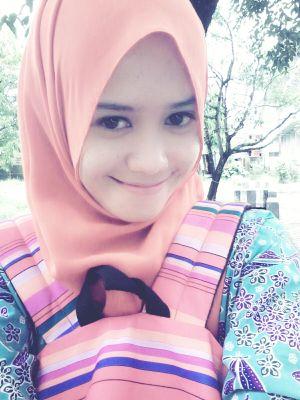Followback just mention Life to be a useful . 08 Maret 1993 , I'm Moeslim, Mahasiswi in Fakultas Ilmu Keolahragaan Coaching Education UNM 2011 O:)