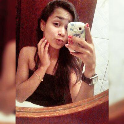 Instagram: @karenma05
