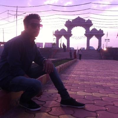 arunbabajamra's profile picture. 