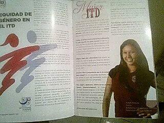 Duranguense, estudiante del #ITD, deportista, alegre y con un sueño por cumplir// Atleta de alto rendimiento y competidora de los #Centroamericanos2014