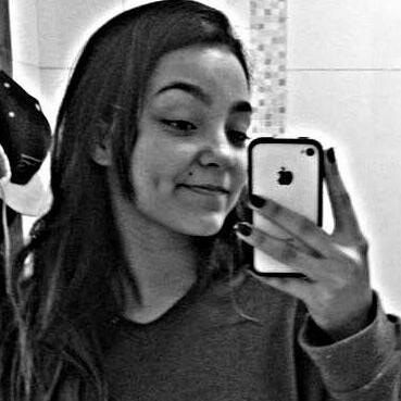 vih_alexandree's profile picture. Presidente Prudente-SP, Capricorniana.  “Acorde toda manhã com o pensamento de que algo maravilhoso está para acontecer”