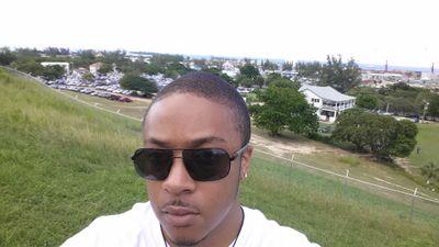 Dealster2015's profile picture. 