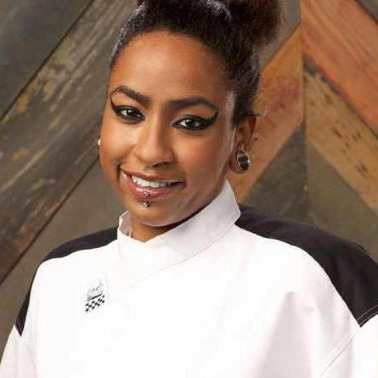 Contestant on Hell's Kitchen Season 14, airing Tuesdays 8pm-FOX. #hellskitchen #HK14 #redteam #teamalison #FOX 
CHEFALISONRIVERA (IG)