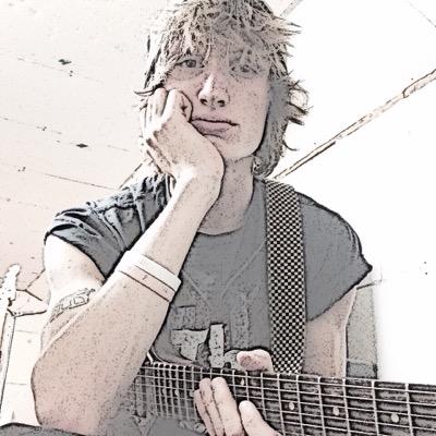 20 - BMTH - SWS - OM&M - PTV - Children of Bodom - The Walking Dead - Supernatural - guitar - marine biology - bisexual - SINGLE AS FUCK