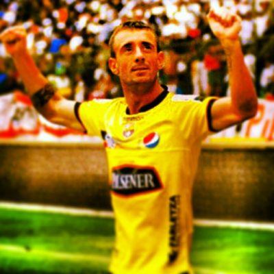 No hay años que maten un afecto mientras se tiene el corazón amarillo.