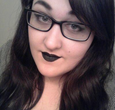 Ashley. Vegan. Student. Punk. https://t.co/mNxd6Qmaj8