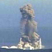 原発再稼働反対を命ある限り続けます。放射能の力を見くびっていませんか?かつて、長い間、物質の最小単位と思われてきた原子が壊れるんですよ。それは、想像を絶する力です。厚さ10mのコンクリートを割るなんて朝飯前。だから、石棺してもダメなんです。閉じ込めることすらできないのです。