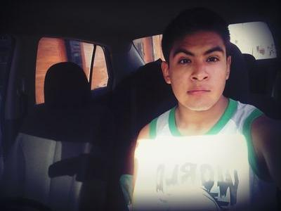 Hey hey vengo a conocer personas, soy chevere aunque algo terrible