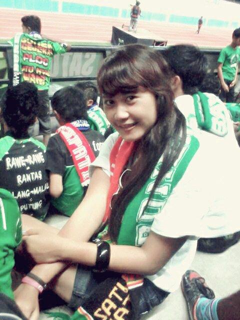 °°BONEK (Supporter Persebaya)°°
I'm BONITA . . . What about you ??
#saveBONEKBEKASI || IPHAY BONEK ||