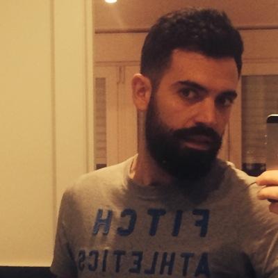 hijo de Pedro y Maria Araceli que con eso no vale?