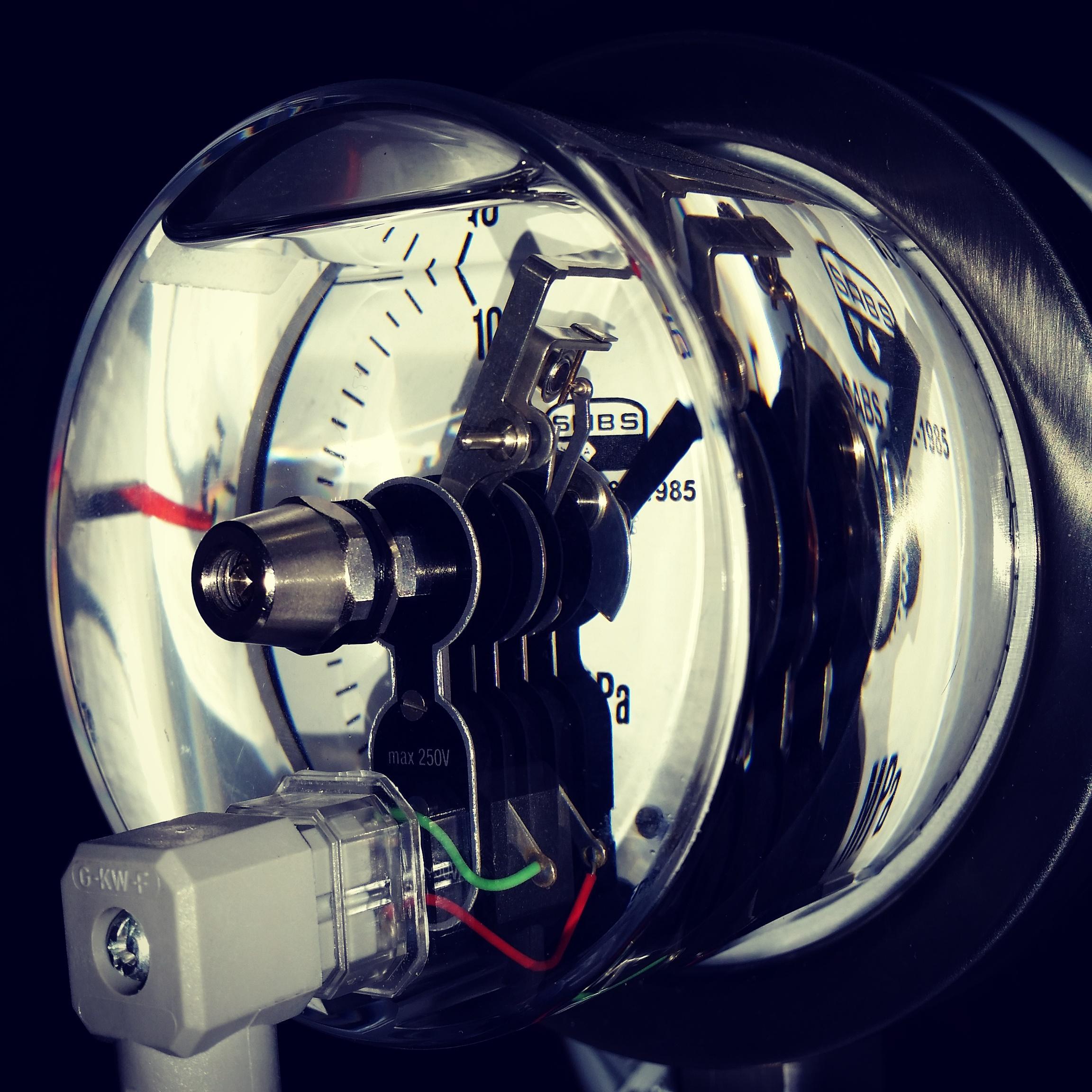 Your #1 Designer & Manufacturer of Pressure & Temperature Instruments, Chemical seals & Accessories in South Africa. #RhombergInstruments