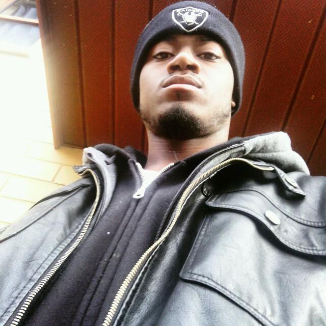 You lookin et a YFA affiliated self made Real Nigga all facts no fiction.. #YoungFlyAmbitious